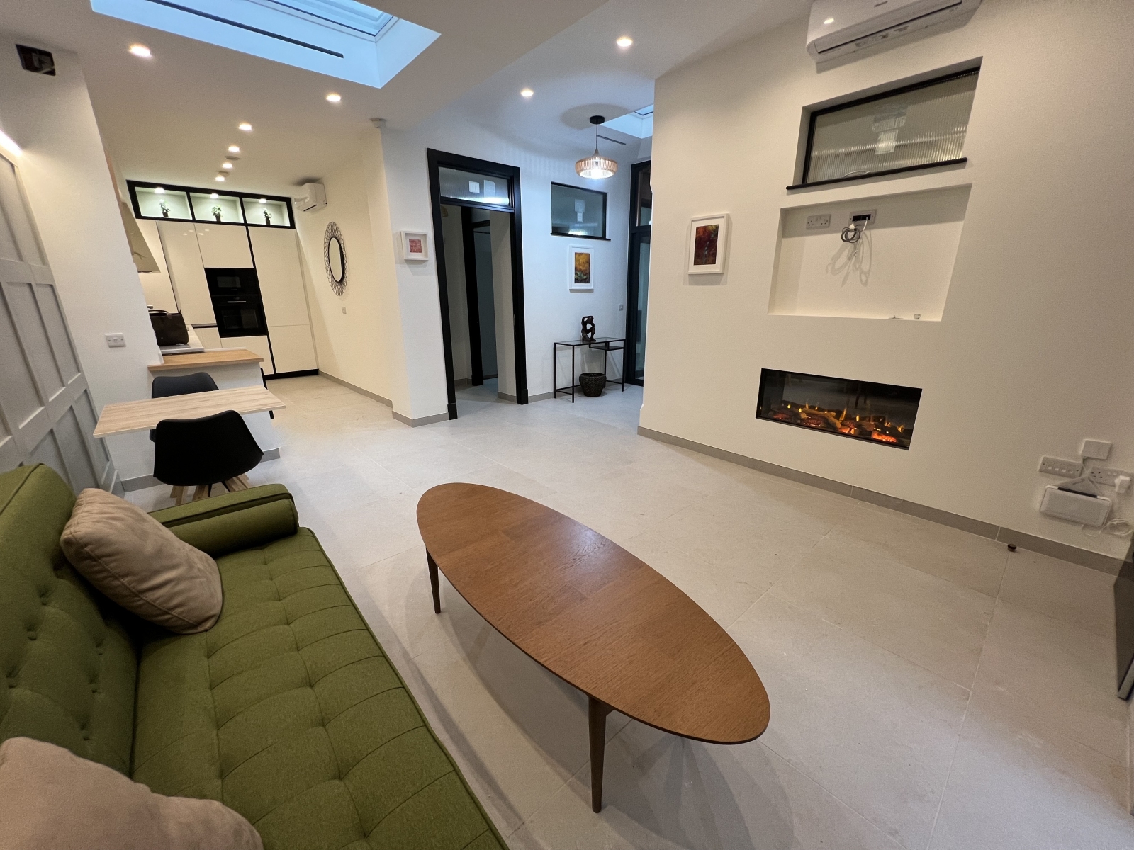 3-bed apartment in Town Area